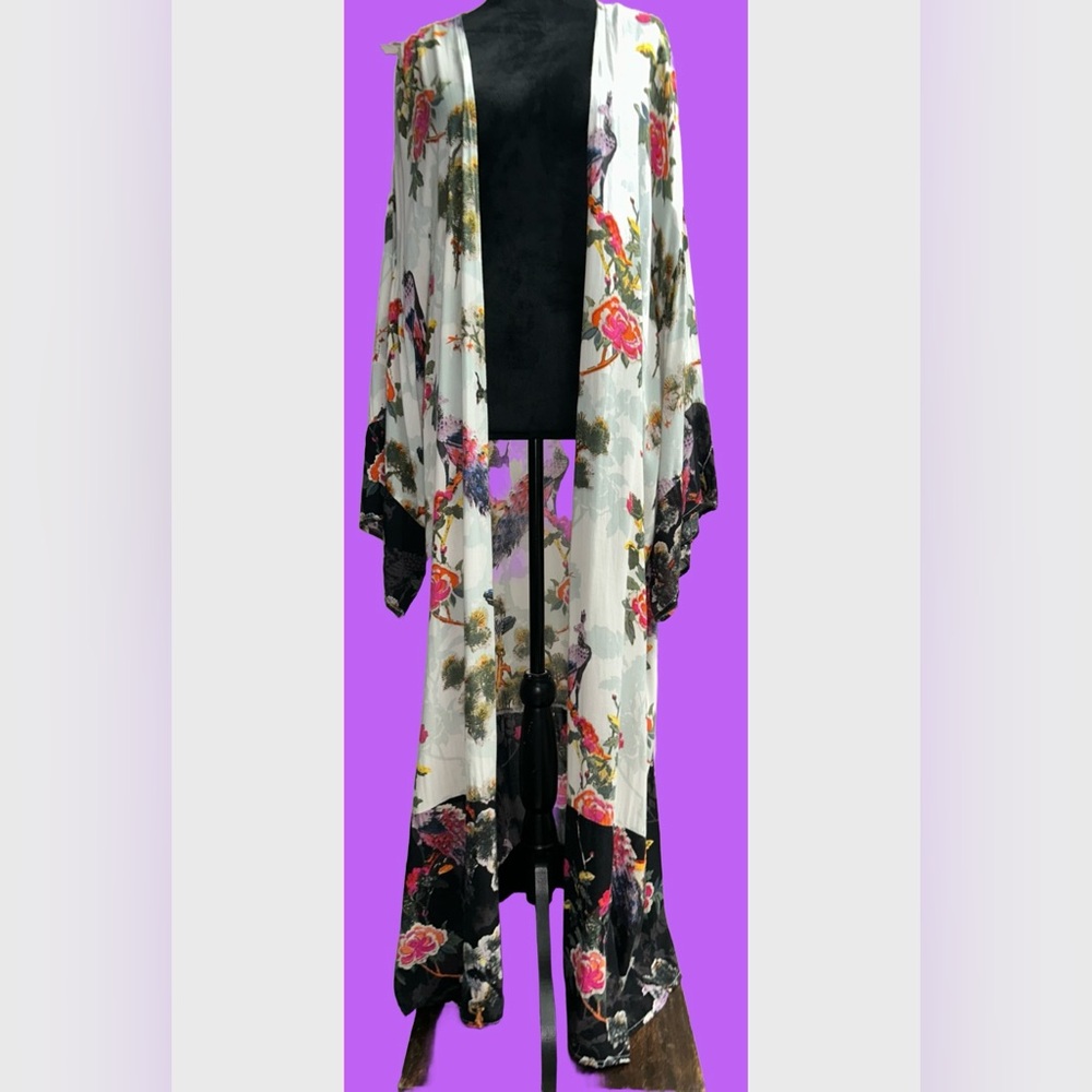 🌺🌺World Market OS Long Kimono🌺🌺